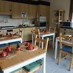 S. Elia Oda ve Kahvaltı