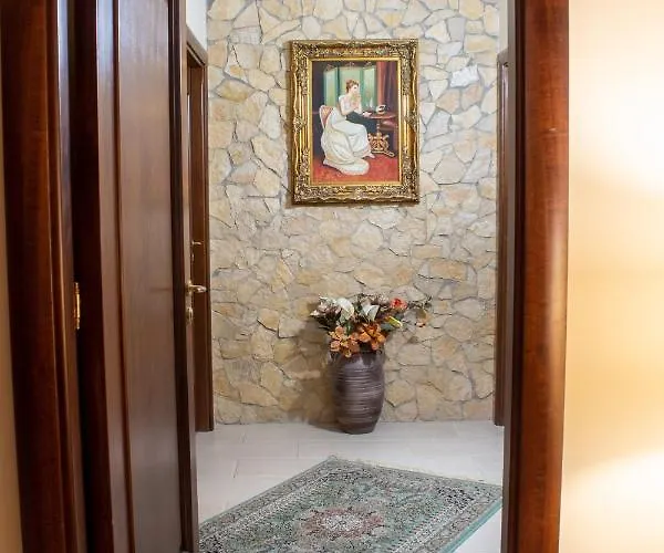 S. Elia לינה וארוחת בוקר