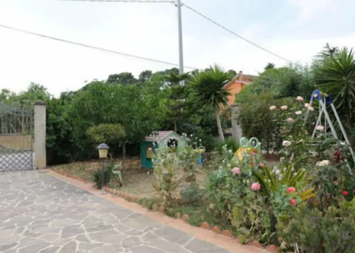 לינה וארוחת בוקר S. Elia 3*